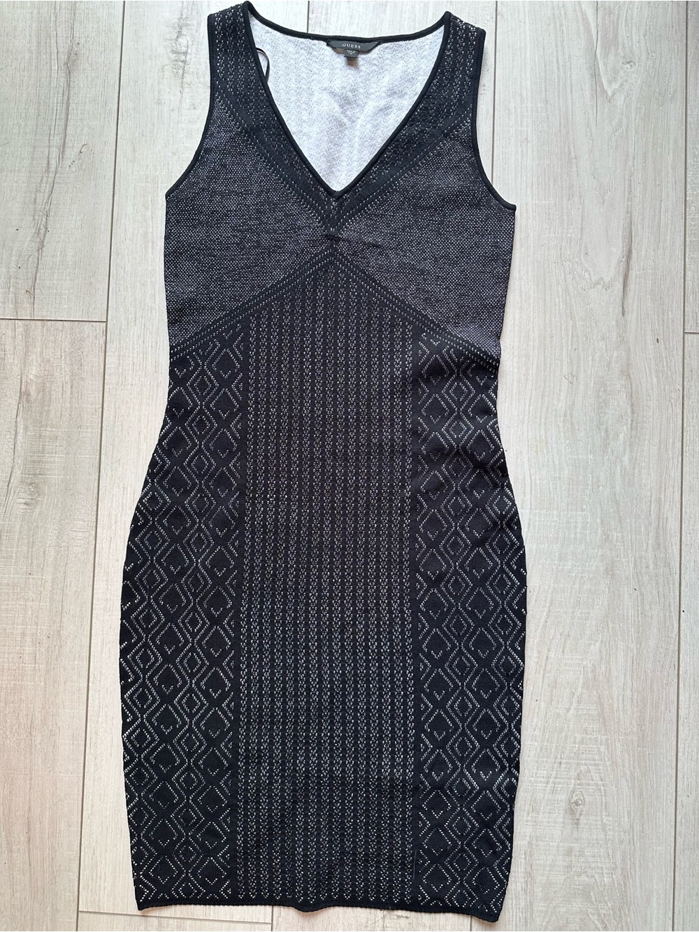 Guess Black & Gray Sleeveless V-Neck Knit Sheath Dress
